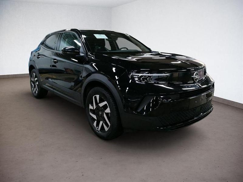 Gebraucht Opel Mokka 131 PS (96 kW) 2025 Lackierung schwarz perla nera/ SUV
