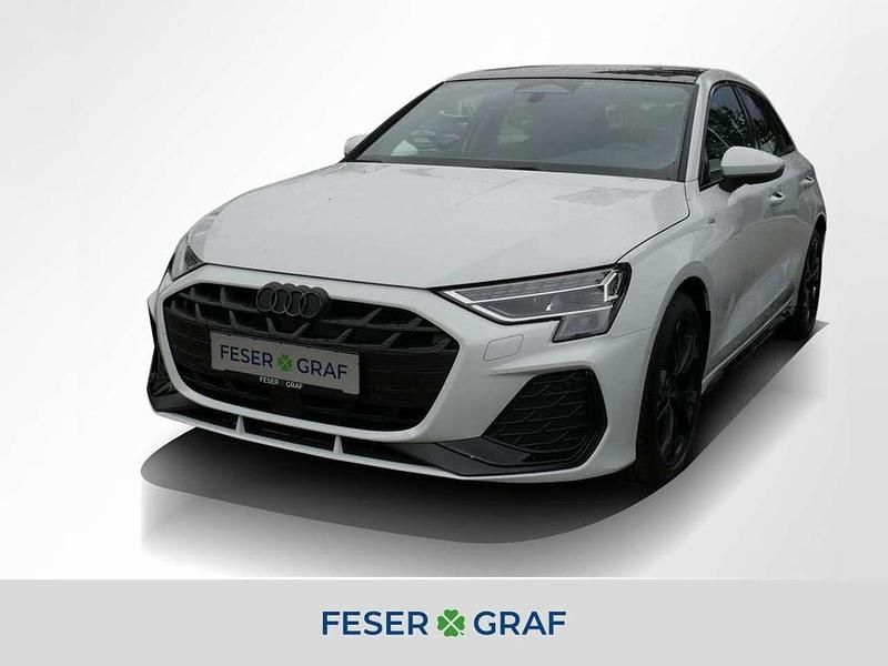Gletscherweiß Neu 2025 Audi A3 S-Line Limousine | 43.950 € (Teuer) - Bild 1/4