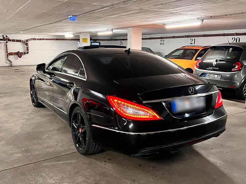 Gebraucht Mercedes CLS350 265 PS (194 kW) 2014 Schwarz Limousine