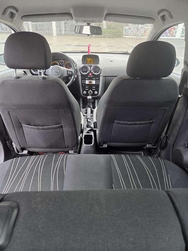 Gebraucht Opel Corsa Innovation 69 PS (50 kW) 2010 Kleinwagen