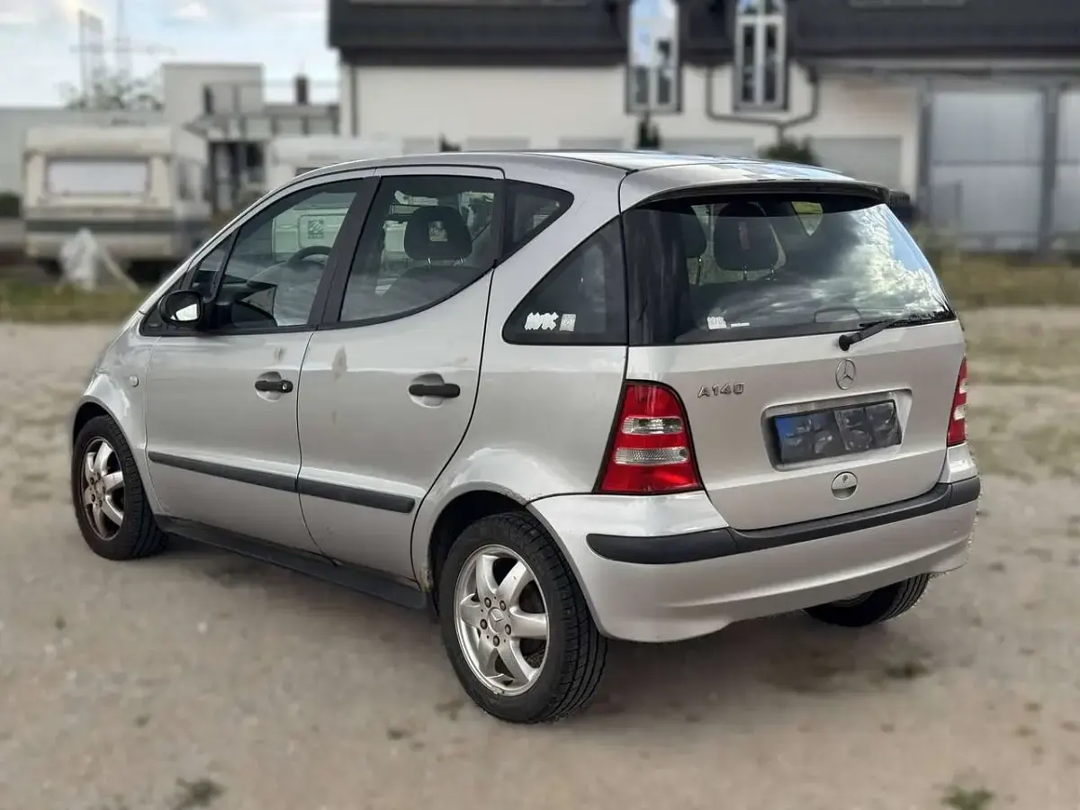 Gebraucht Mercedes A140 82 PS (60 kW) 2003 Polarsilber Kleinwagen