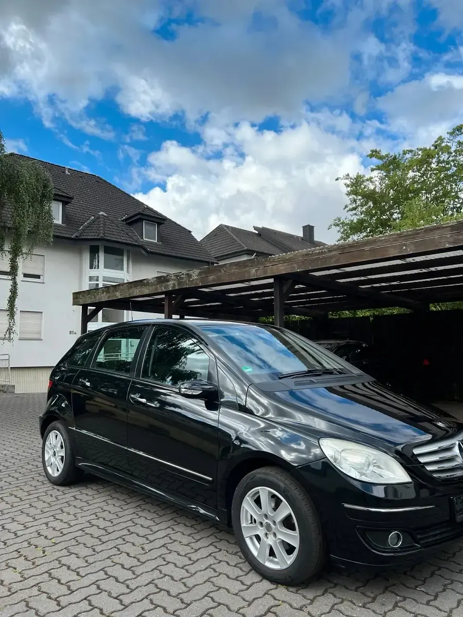 Gebraucht Mercedes B200 136 PS (100 kW) 2006 Schwarz Van / Kleinbus