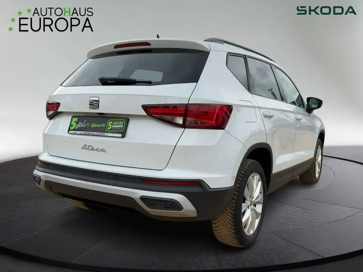 Gebraucht Seat Ateca Style 150 PS (110 kW) 2022 Nevada weiss SUV