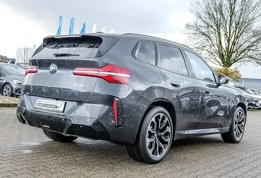 Gebraucht BMW X3 M Sport 255 PS (187 kW) 2025 Grau SUV