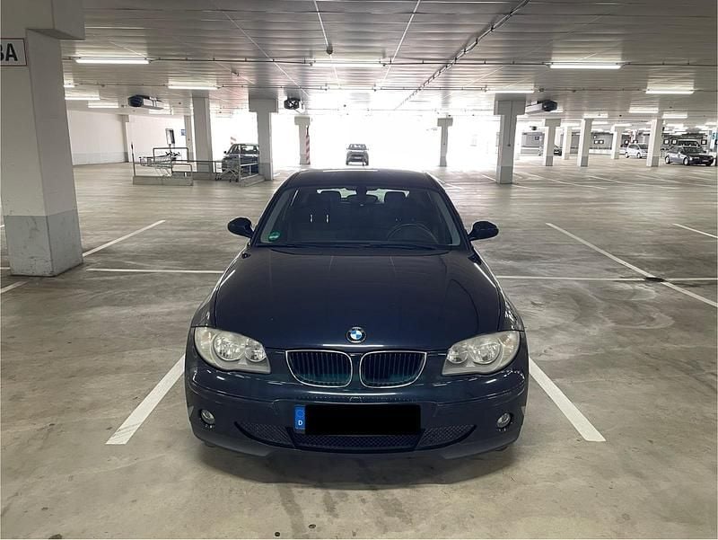 Blau Gebraucht 2005 BMW 116 Kleinwagen | 3.500 € (Teuer) - Bild 1/4