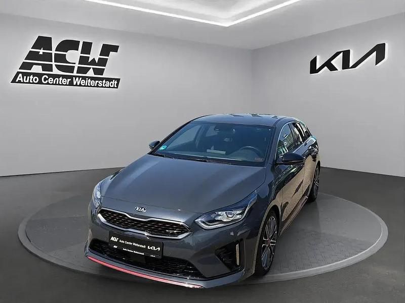 Pentametal (anthrazit) Gebraucht 2021 Kia ProCeed Kleinwagen | 25.470 € (Fairer Preis) - Bild 1/4