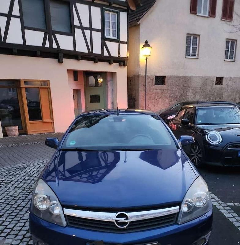 Gebraucht Opel Astra Cabriolet Cosmo 140 PS (102 kW) 2008 Cabrio