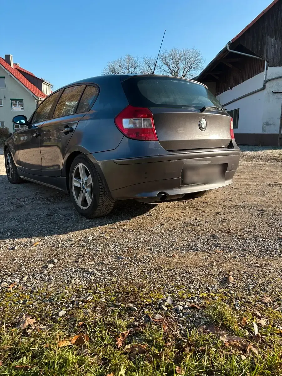 Gebraucht BMW 120 150 PS (110 kW) 2004 Grau Kleinwagen
