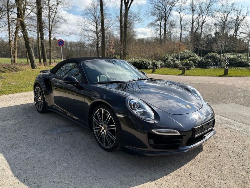Gebraucht Porsche 911 Turbo Cabriolet 521 PS (383 kW) 2014 Basaltschwarzmetallic Cabrio