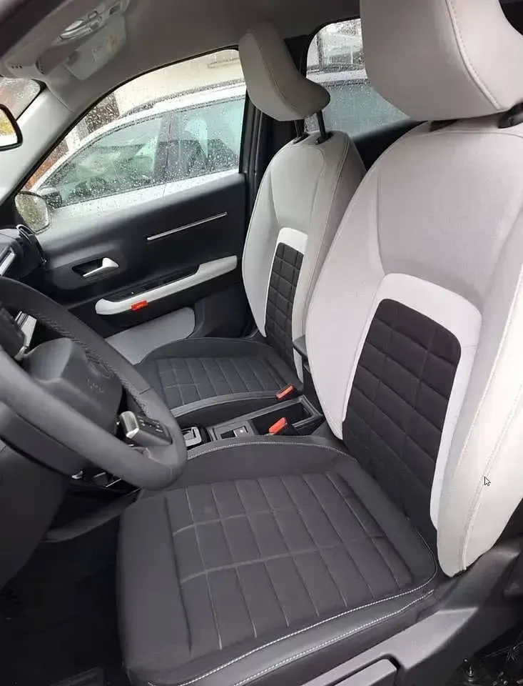 Gebraucht Citroën e-C3 83 kW (113 PS) 2025 Grau SUV