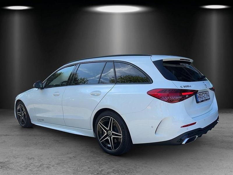 Gebraucht Mercedes C300 AMG 265 PS (194 kW) 2024 Polarweiß Kombi