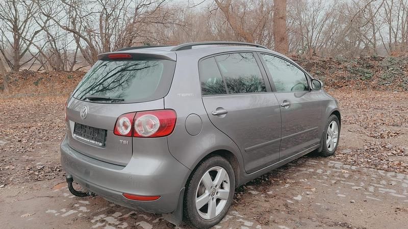 Grau Gebraucht 2010 VW Golf Plus Cross Van / Kleinbus | 4.000 € (Guter Preis) - Bild 1/4