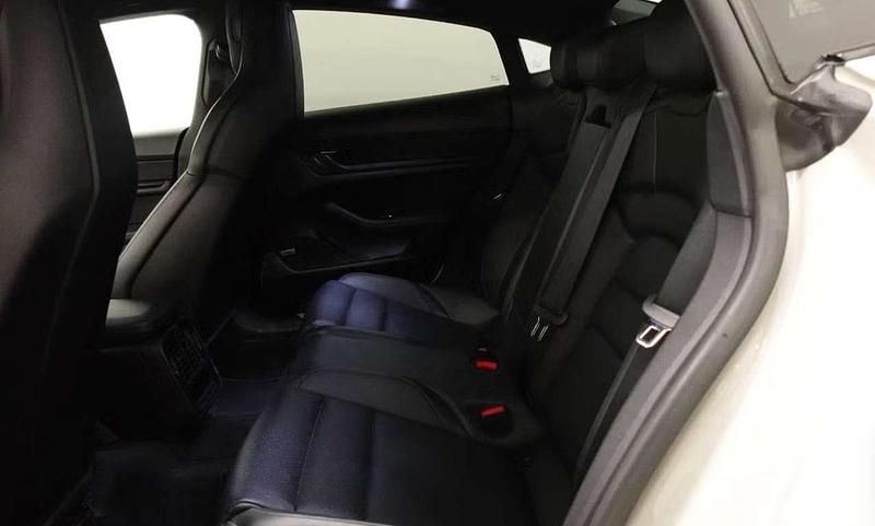 Gebraucht Porsche Taycan 419 kW (571 PS) 2021 Kreide Kombi