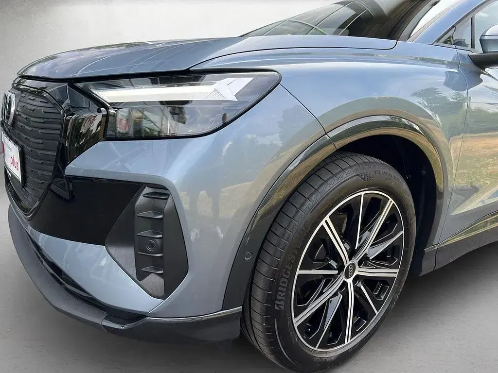 Gebraucht Audi Q4 e-tron Sport 125 kW (170 PS) 2023 Blau SUV