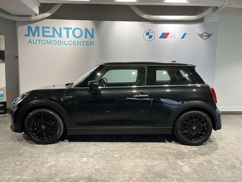 Gebraucht Mini Cooper 136 PS (100 kW) 2023 Schwarz Kleinwagen