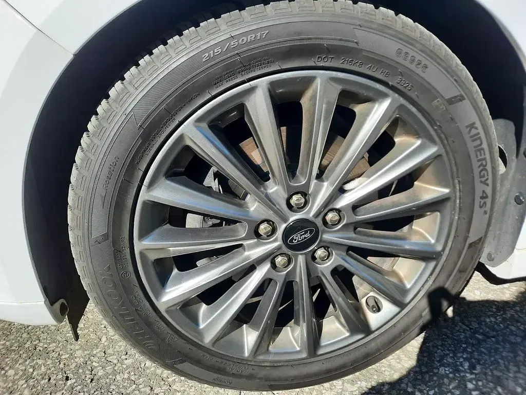 Gebraucht Ford C-MAX Sport 150 PS (110 kW) 2019 Weiß Van / Kleinbus