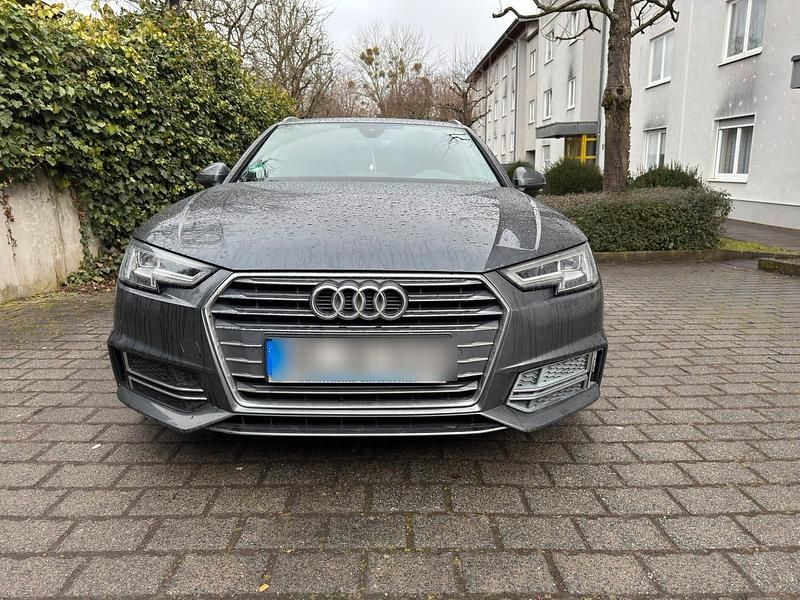 Gebraucht Audi A4 S-Line 150 PS (110 kW) 2016 Grau Kombi