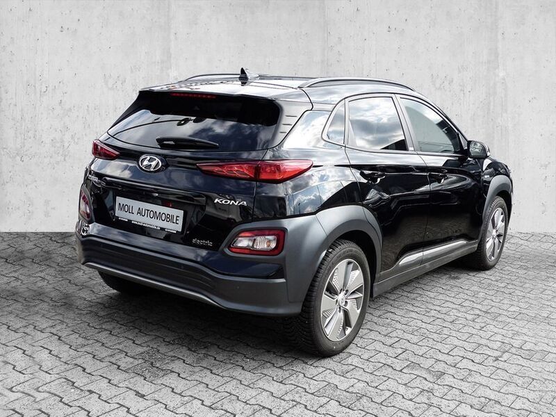 Gebraucht Hyundai Kona Premium 150 kW (204 PS) 2021 Phantom black / mic SUV