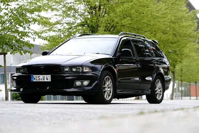 Schwarz Gebraucht 2000 Mitsubishi Galant Kombi | 11.000 € - Bild 1/4