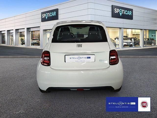 Gebraucht Fiat 500e 86 kW (118 PS) 2024 Arktis weiß Limousine