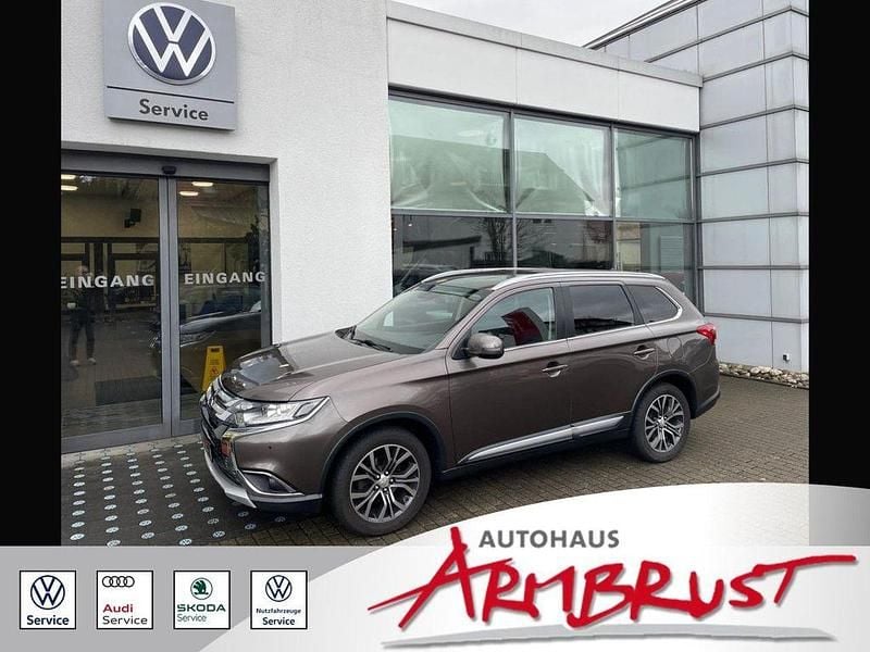 Gebraucht Mitsubishi Outlander 150 PS (110 kW) 2015 Braun (braun (braun)) SUV