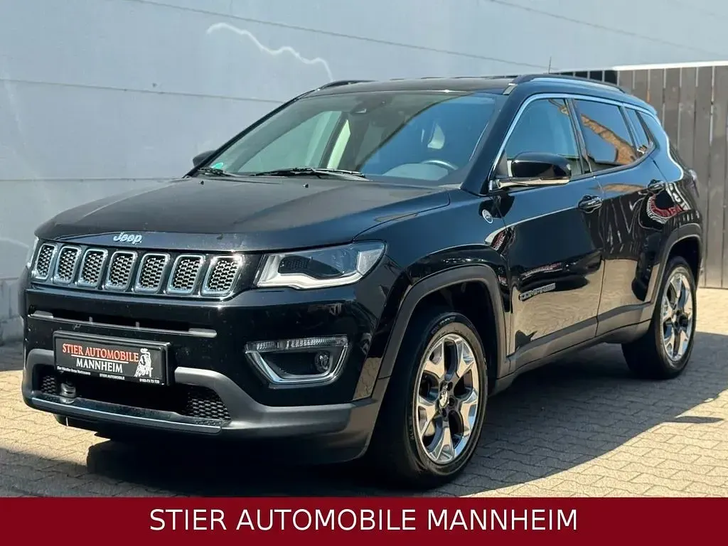 Gebraucht Jeep Compass Opening Edition 170 PS (125 kW) 2017 Schwarz SUV