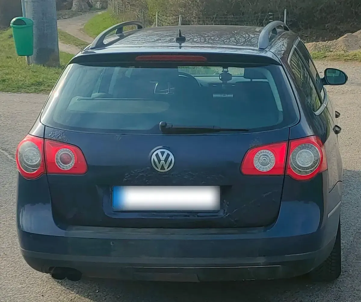 Gebraucht VW Passat Comfortline 140 PS (102 kW) 2006 Blau Kombi