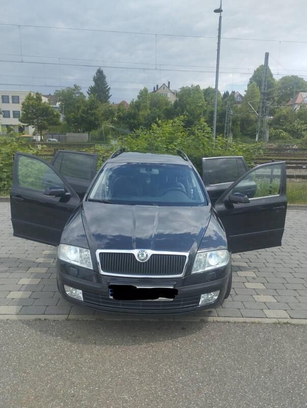 Schwarz Gebraucht 2006 Skoda Octavia Kombi | 2.750 € (Fairer Preis) - Bild 1/4