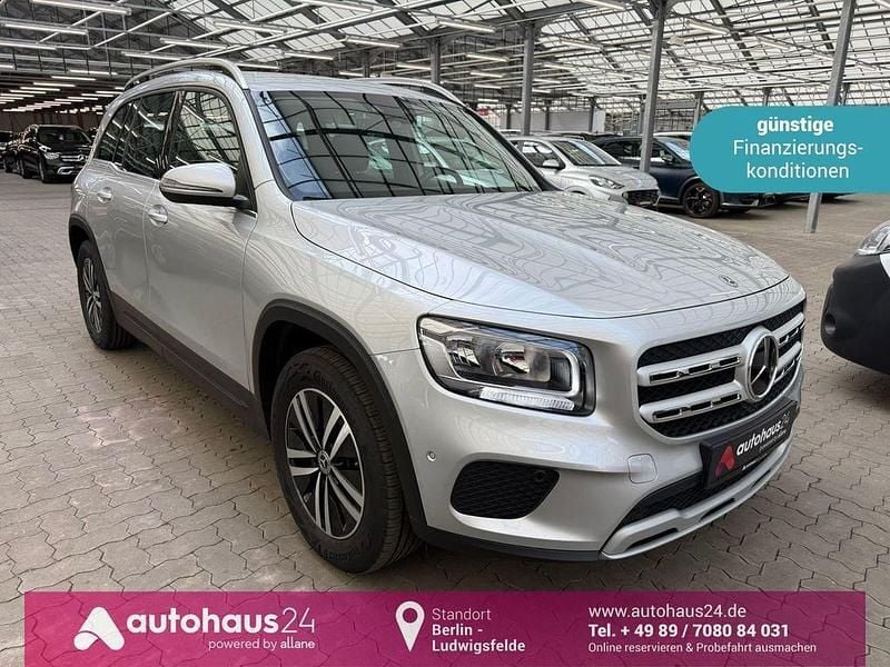 Silber Gebraucht 2022 Mercedes GLB200 Style SUV | 28.990 € (Fairer Preis) - Bild 1/4