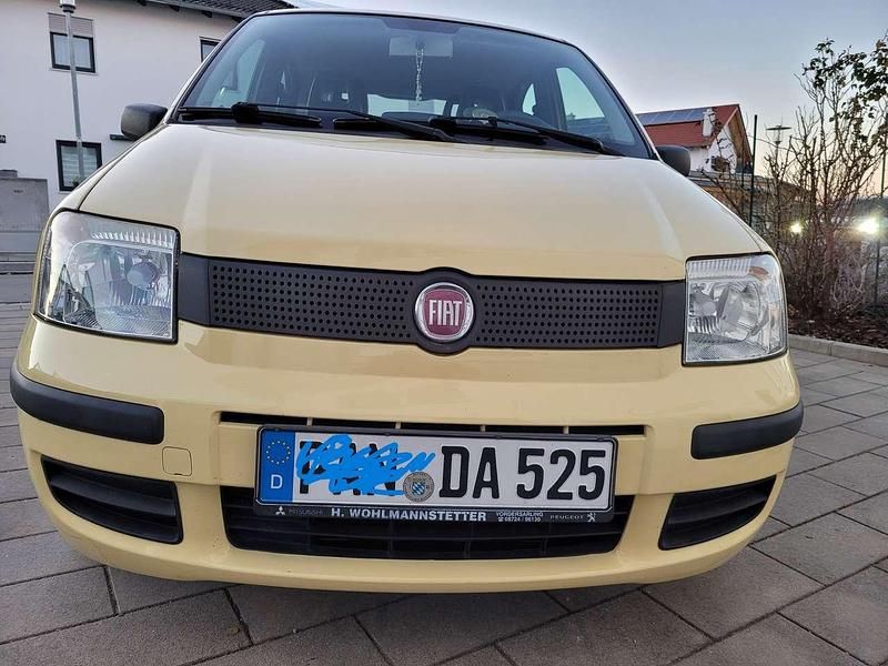 Gelb Gebraucht 2009 Fiat Panda Active Kleinwagen | 1.399 € (Guter Preis) - Bild 1/4