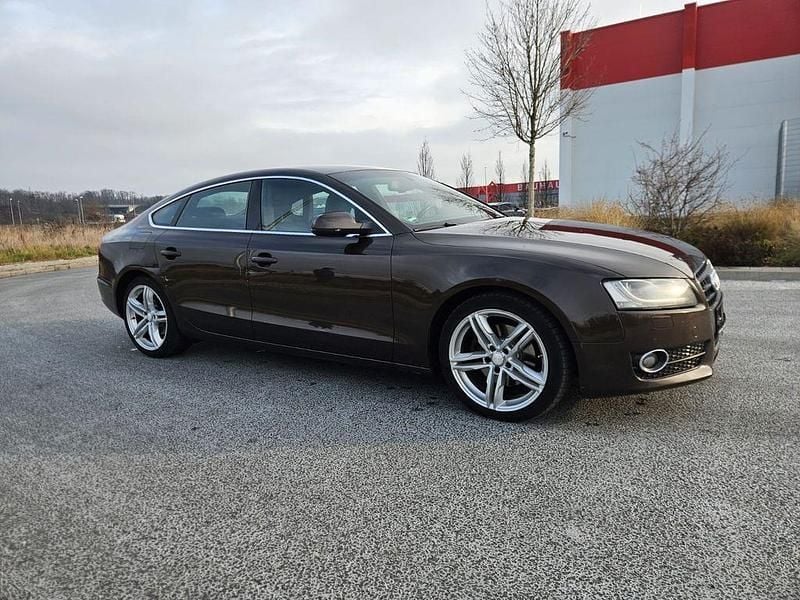 Gebraucht Audi A5 Sportback Sport 179 PS (131 kW) 2010 Braun Kleinwagen