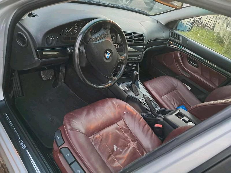 Silber Gebraucht 2002 BMW 2002 Limousine | 4.750 € - Bild 1/4