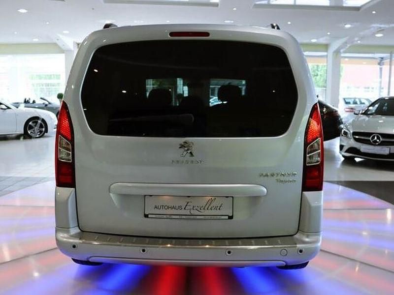 Gebraucht Peugeot Partner Tepee 120 PS (88 kW) 2012 Grau Van / Kleinbus