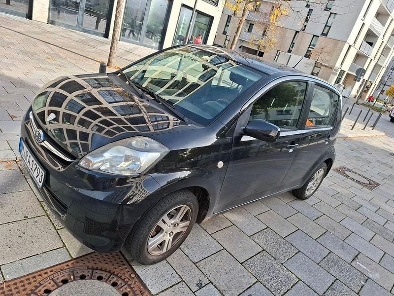 Gebraucht Subaru Justy Trend 69 PS (50 kW) 2009 Schwarz Kleinwagen