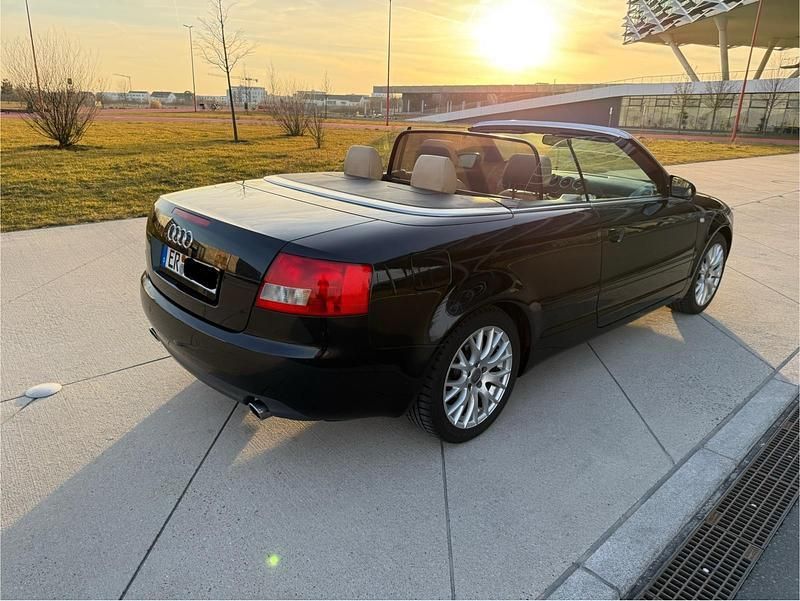Schwarz Gebraucht 2005 Audi A4 Cabriolet Cabrio | 5.000 € (Fairer Preis) - Bild 1/4