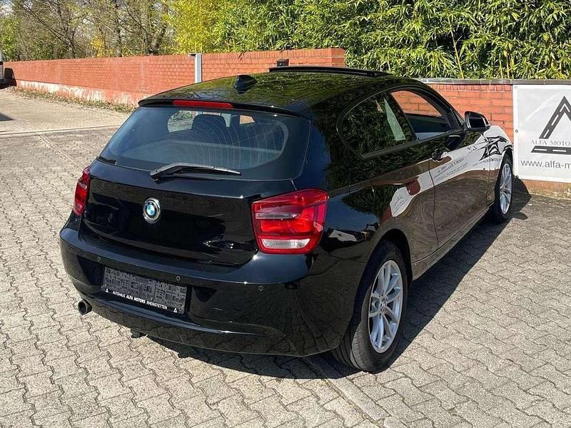 Gebraucht BMW 116 Advantage 136 PS (100 kW) 2014 Schwarz Kleinwagen