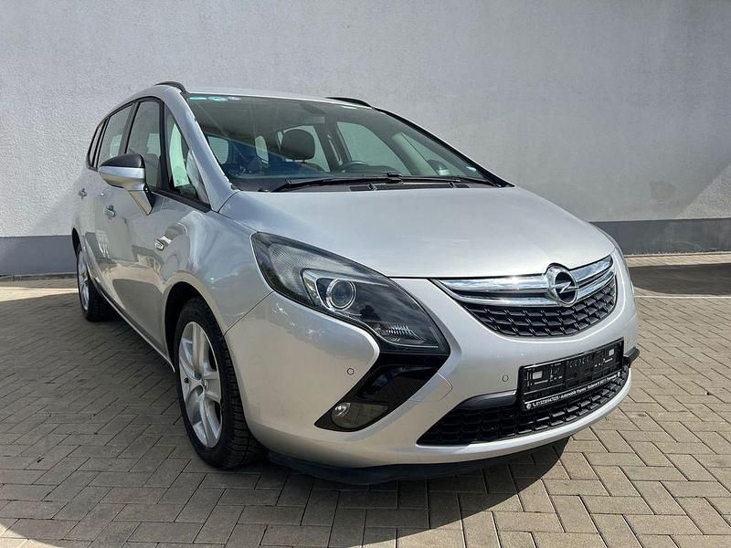 Silber Gebraucht 2012 Opel Zafira Tourer Edition Van / Kleinbus | 4.300 € (Superpreis) - Bild 1/4
