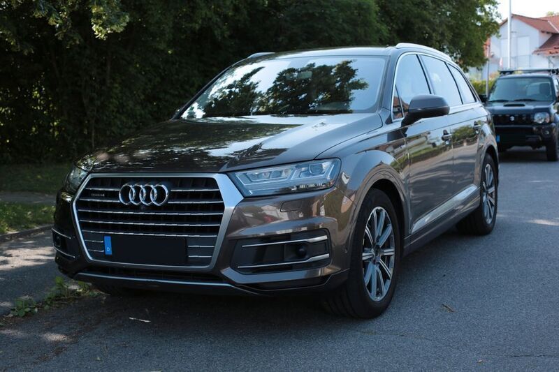 Braun Gebraucht 2015 Audi Q7 S-Line SUV | 33.900 € (Etwas zu teuer) - Bild 1/4