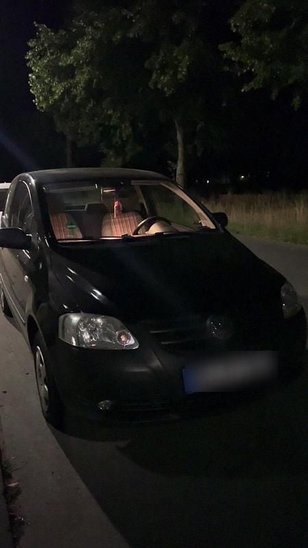 Schwarz Gebraucht 2006 VW Fox Kleinwagen | 1.300 € (Fairer Preis) - Bild 1/4