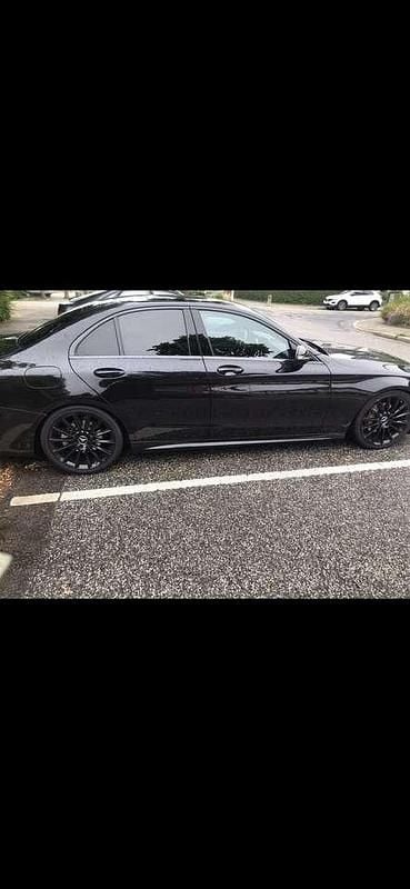 Schwarz Gebraucht 2015 Mercedes C220 Limousine | 19.200 € (Teuer) - Bild 1/4