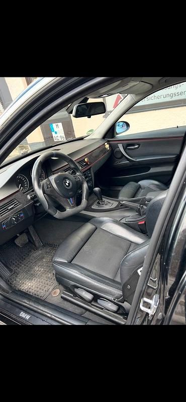 Gebraucht BMW 325 218 PS (160 kW) 2005 Schwarz Limousine