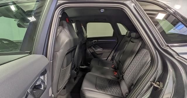 Gebraucht Audi RS Q3 Ambiente 400 PS (294 kW) 2021 Metallic SUV