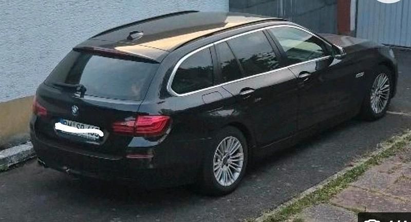 Schwarz Gebraucht 2016 BMW 520 Luxury Line Kombi | 13.500 € (Etwas zu teuer) - Bild 1/1