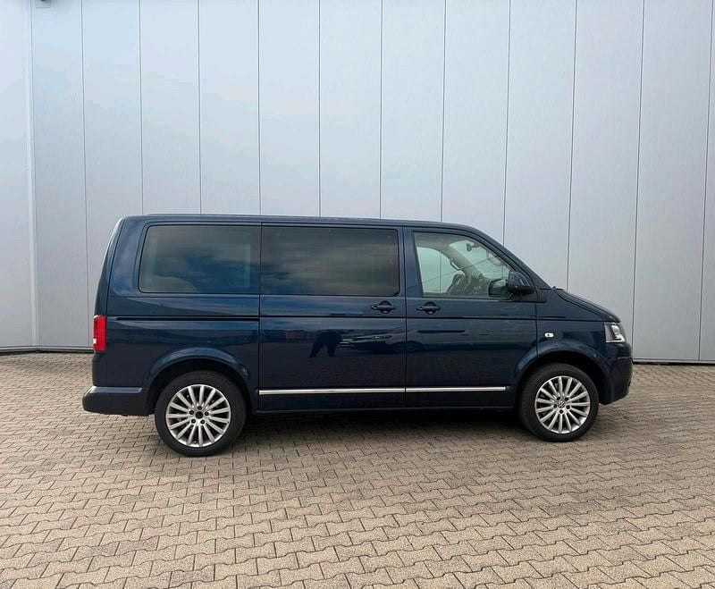 Gebraucht VW California Highline 180 PS (132 kW) 2011 Blau Van