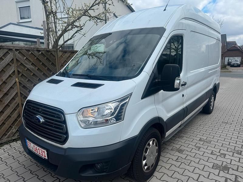 Gebraucht Ford Transit 155 PS (114 kW) 2016 Weiß Limousine