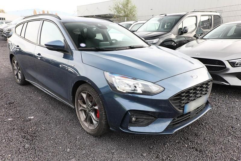 Gebraucht Ford Focus ST-Line 155 PS (114 kW) 2021 Chromablau metallic
