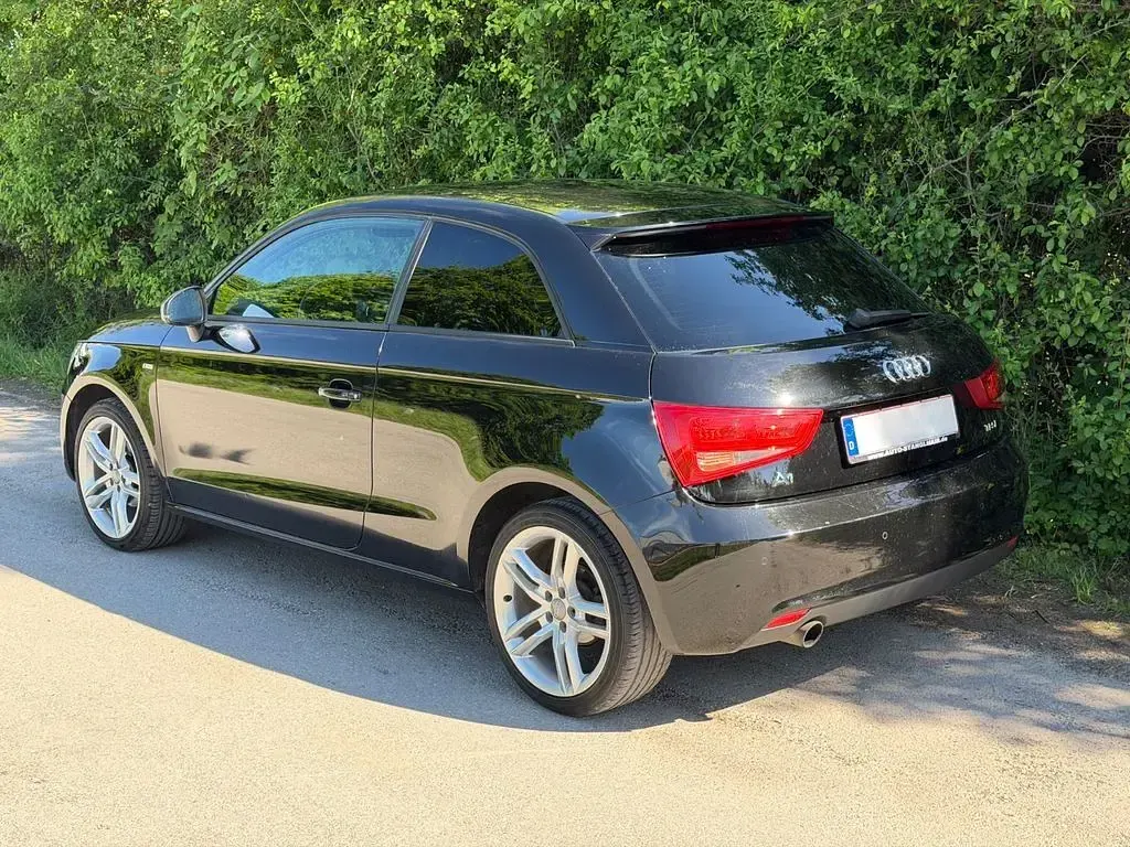Gebraucht Audi A1 S-Line 86 PS (63 kW) 2012 Schwarz Kleinwagen