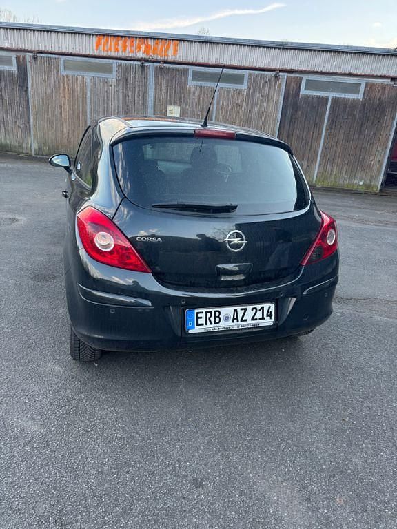 Gebraucht Opel Corsa Innovation 101 PS (74 kW) 2013 Schwarz Kleinwagen