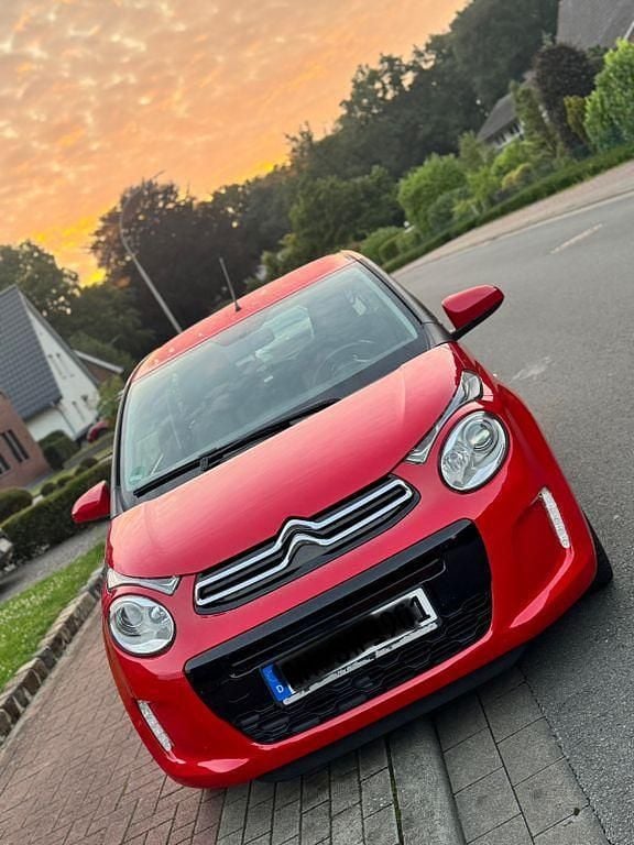 Rot Gebraucht 2016 Citroën C1 PureTech Kleinwagen | 5.700 € (Guter Preis) - Bild 1/4