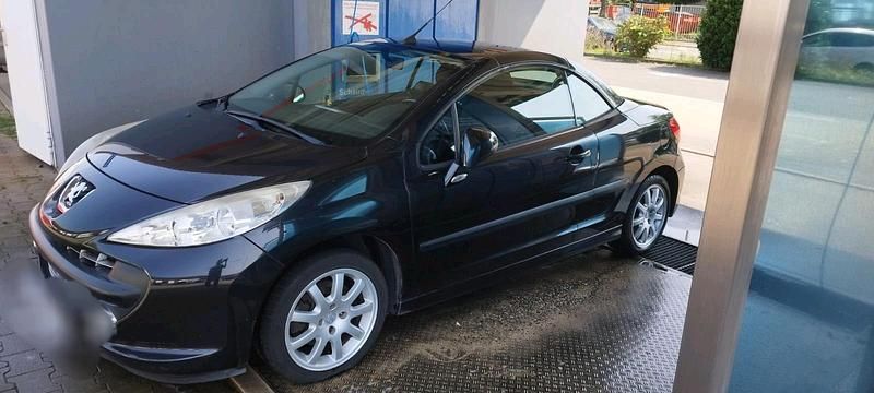 Schwarz Gebraucht 2007 Peugeot 207 Cabrio | 1.300 € (Guter Preis) - Bild 1/4
